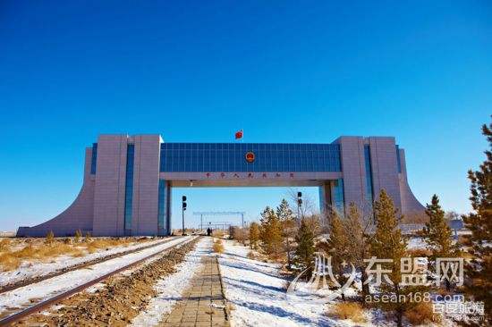 二连浩特口岸渝欧班列实现常态化运行