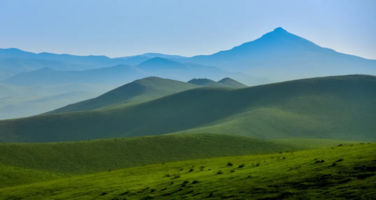 美图 | 走进最美山地草原